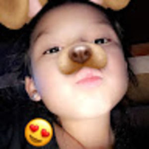 Meet your Posher, Mia